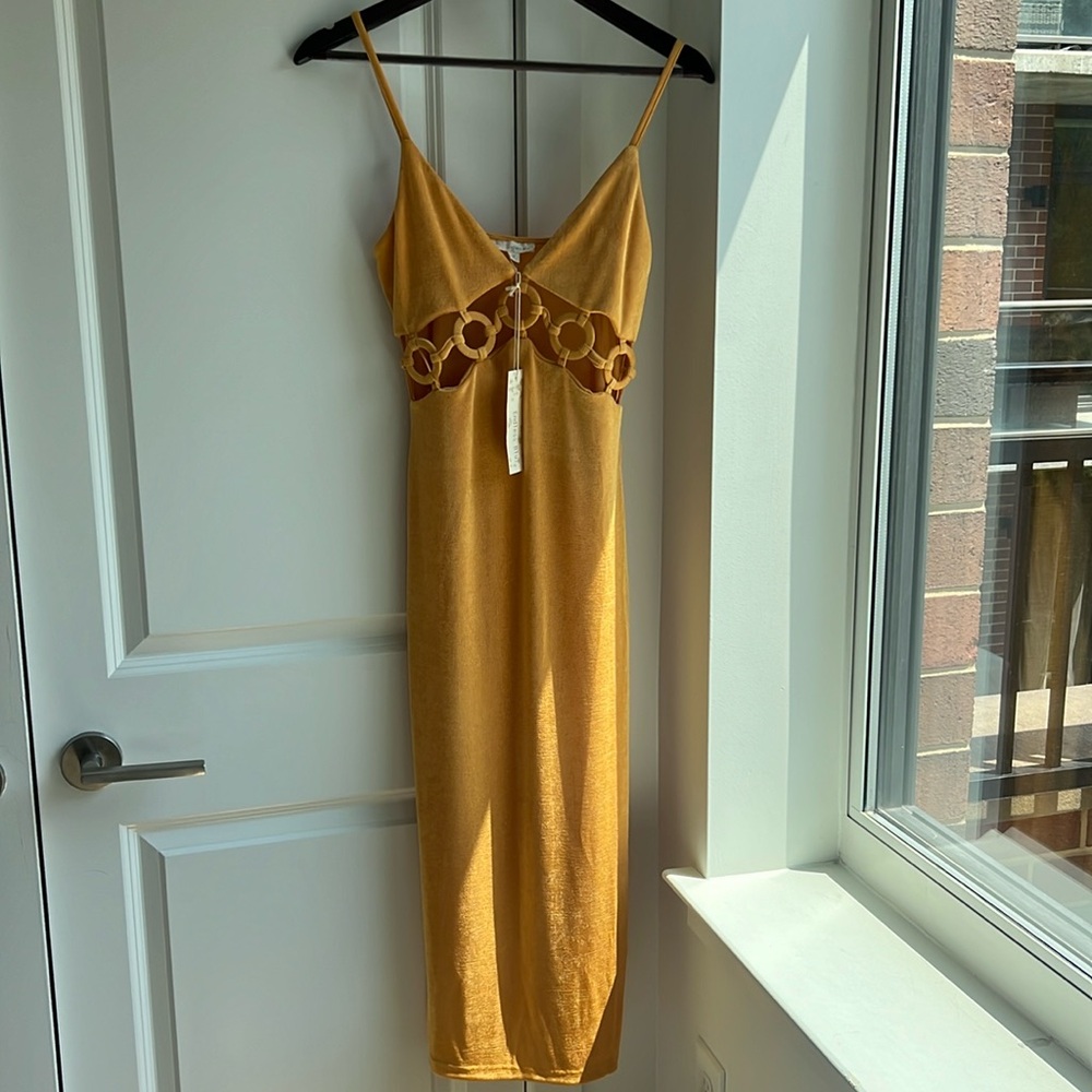 Yellow dress